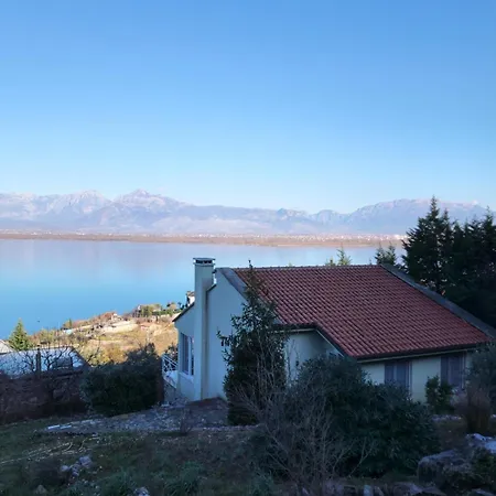 بيت للعطل The Lakeview Near Center *